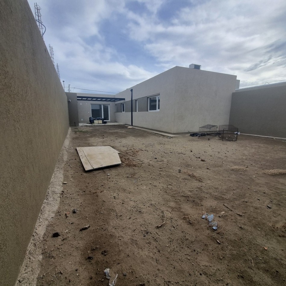 Casa en Venta - Rincon del Rio 