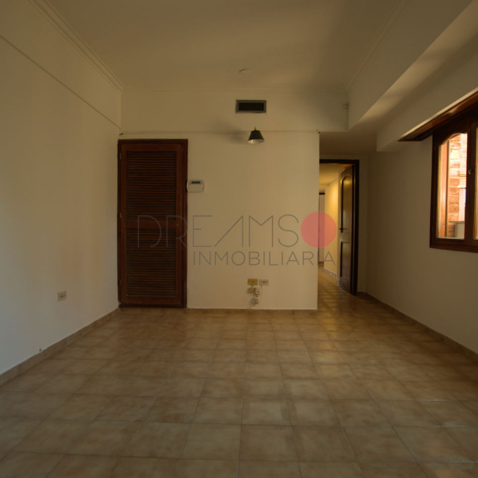 VENTA DEPARTAMENTO SEMIPISO BELGRANO AL 150 - 3 HAB - 2 COCHERAS