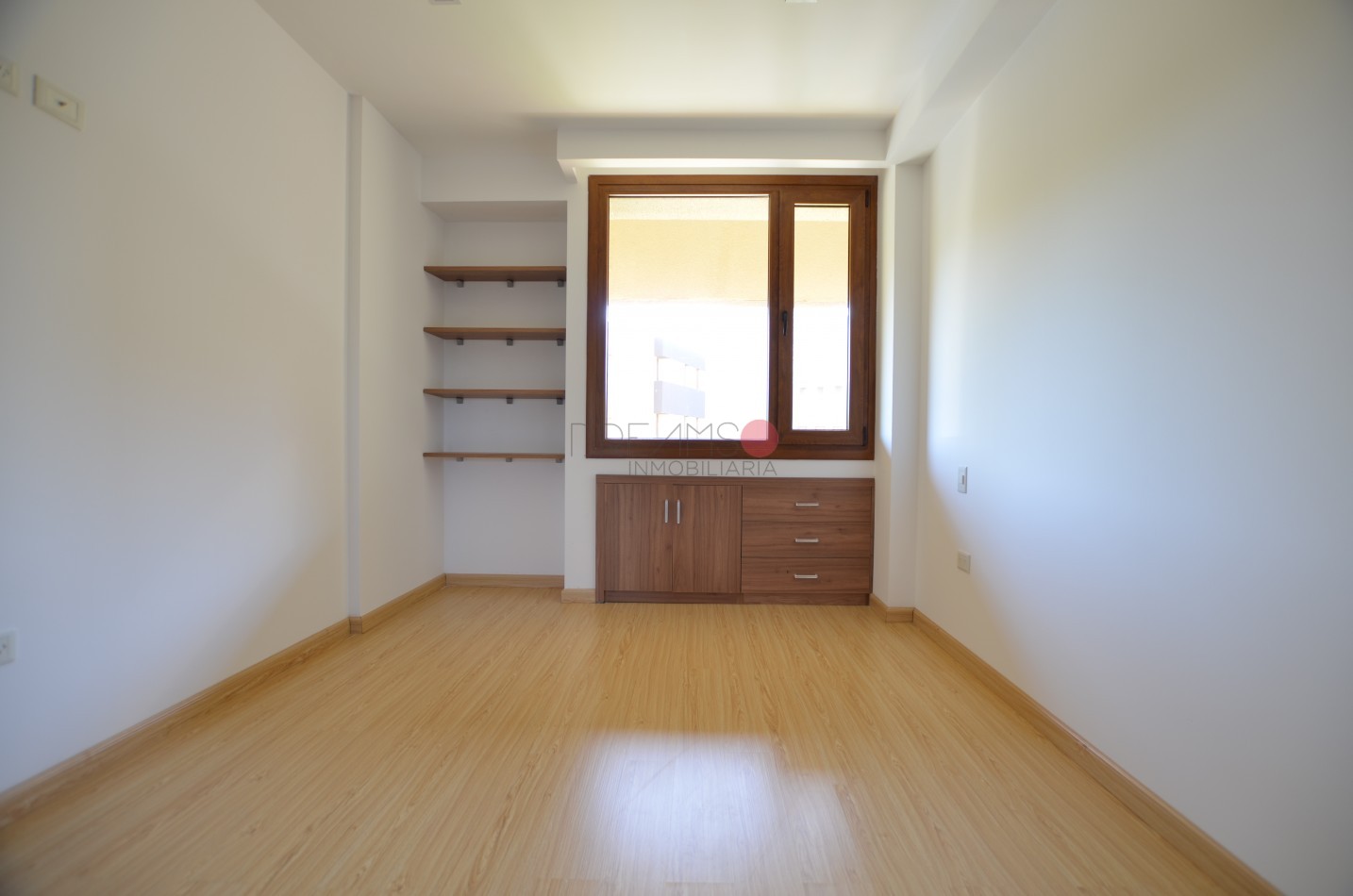 SEMIPISO EN VENTA - COMPLEJO ACQUABELLA