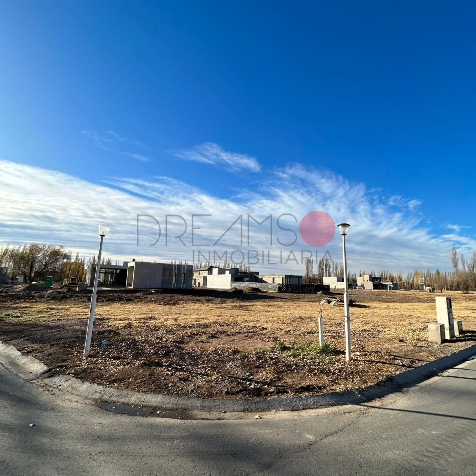 VENTA TERRENO DE 622m² - FINCA COSTA SERENA - PLOTTIER